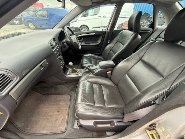 Used Volvo S40 2002 for sale - 76223827: Photo 9