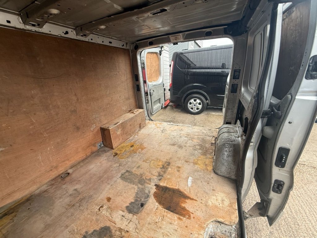 Used Vauxhall Vivaro 2012 for sale - 78017242: Photo 16