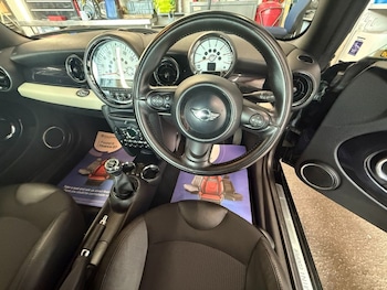 Used MINI Convertible 2011 for sale - 75896262: Photo