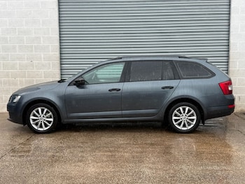 Used Skoda Octavia 2014 for sale - 78887592: Photo