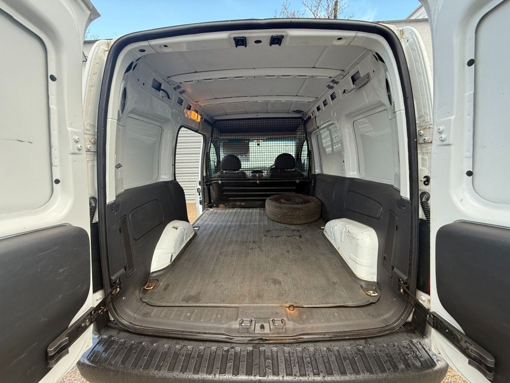 Used Vauxhall Combo 2008 for sale - 78017322: Photo 8