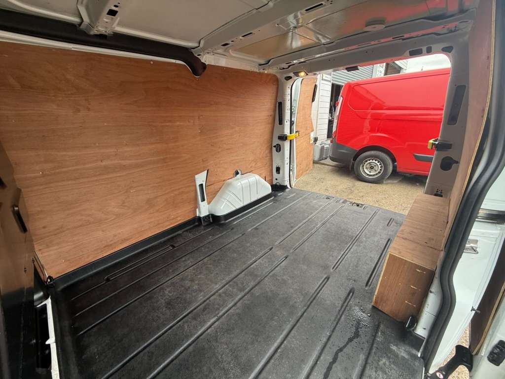 Used Ford Transit Custom 2017 for sale - 77780520: Photo 14