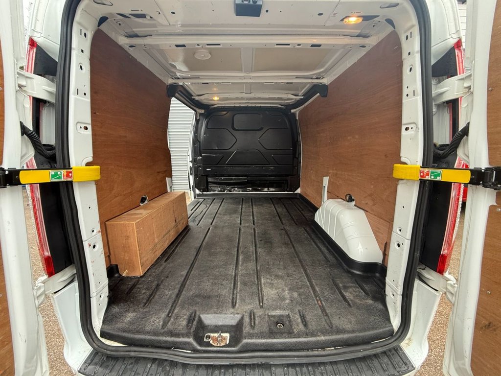 Used Ford Transit Custom 2017 for sale - 77780520: Photo 8