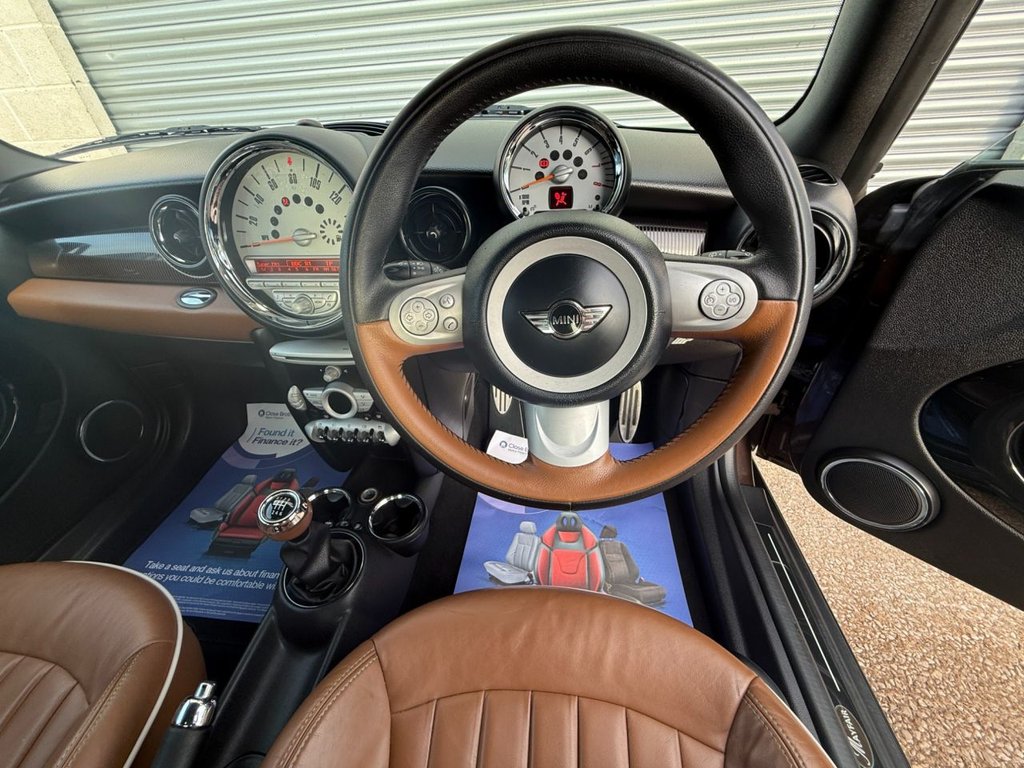 Used MINI Hatch 2010 for sale - 76841443: Photo 2