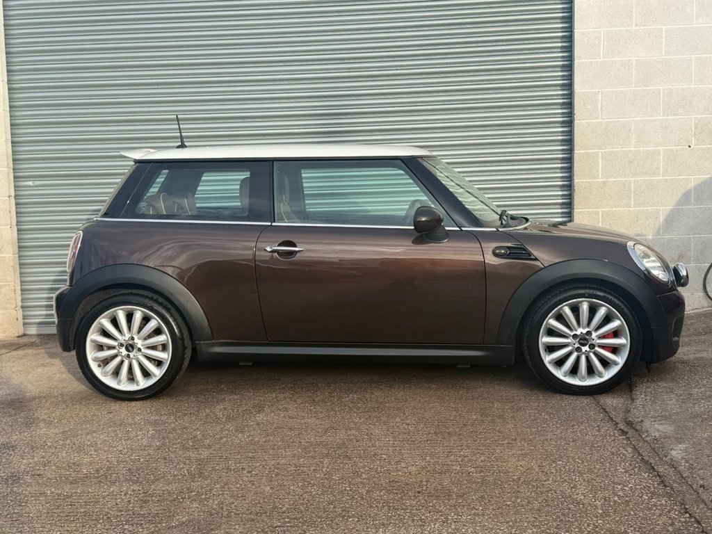Used MINI Hatch 2010 for sale - 76841443: Photo 4