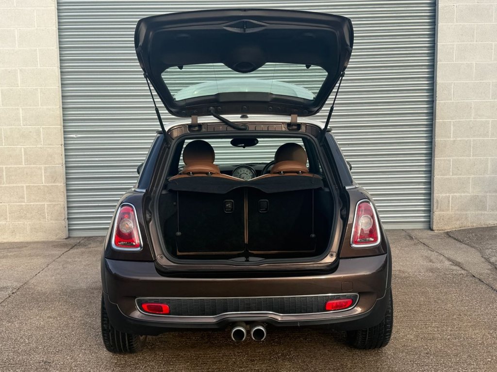 Used MINI Hatch 2010 for sale - 76841443: Photo 6