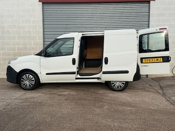 Used Vauxhall Combo 2013 for sale - 76841118: Photo