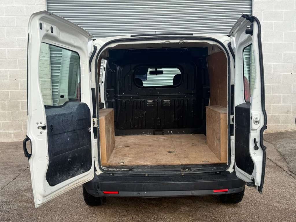 Used Vauxhall Combo 2013 for sale - 76841118: Photo 8