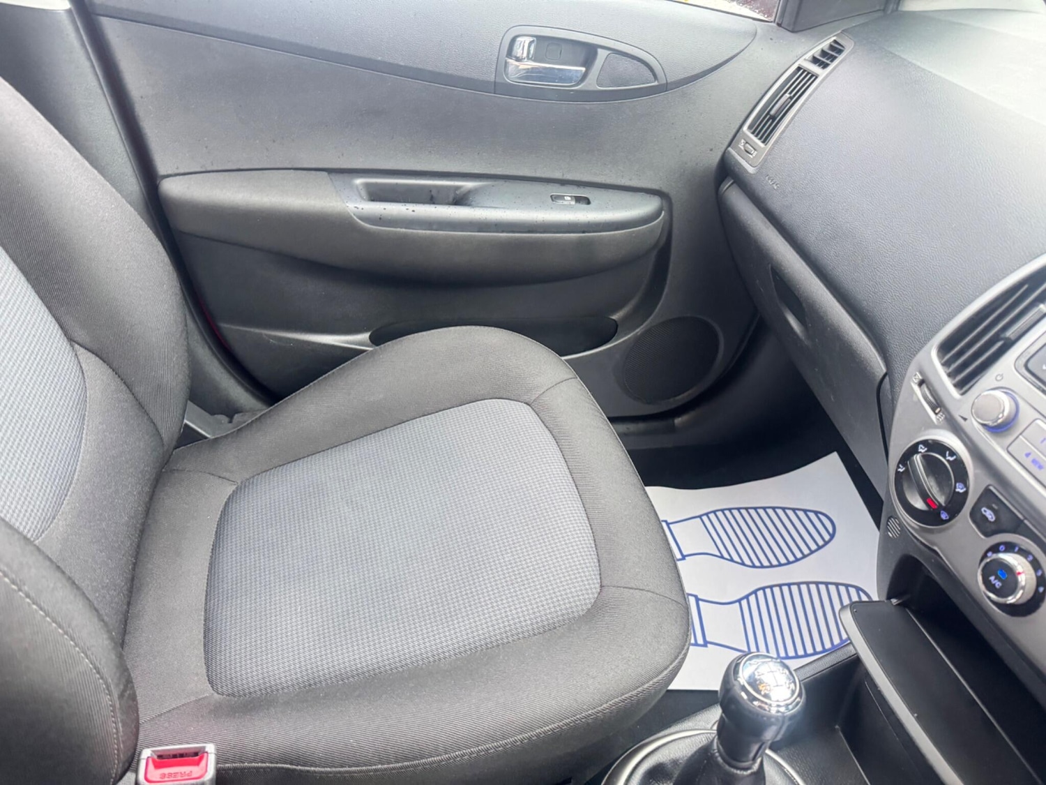 Used Hyundai i20 2015 for sale - 76786788: Photo 32