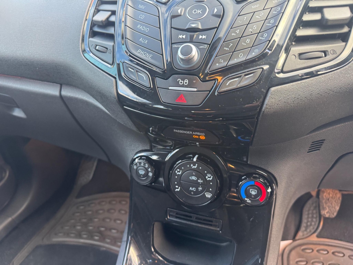 Used Ford Fiesta 2016 for sale - 76786428: Photo 41