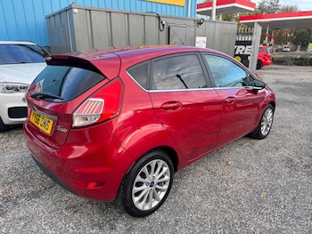 Used Ford Fiesta 2016 for sale - 76786531: Photo