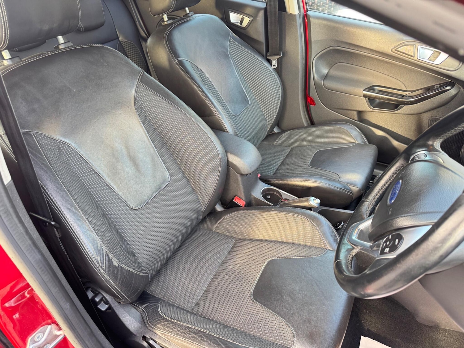 Used Ford Fiesta 2016 for sale - 76786531: Photo 5