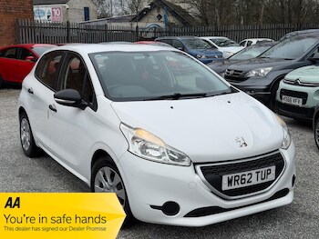 Used Peugeot 208 2012 for sale - 77793863: Photo