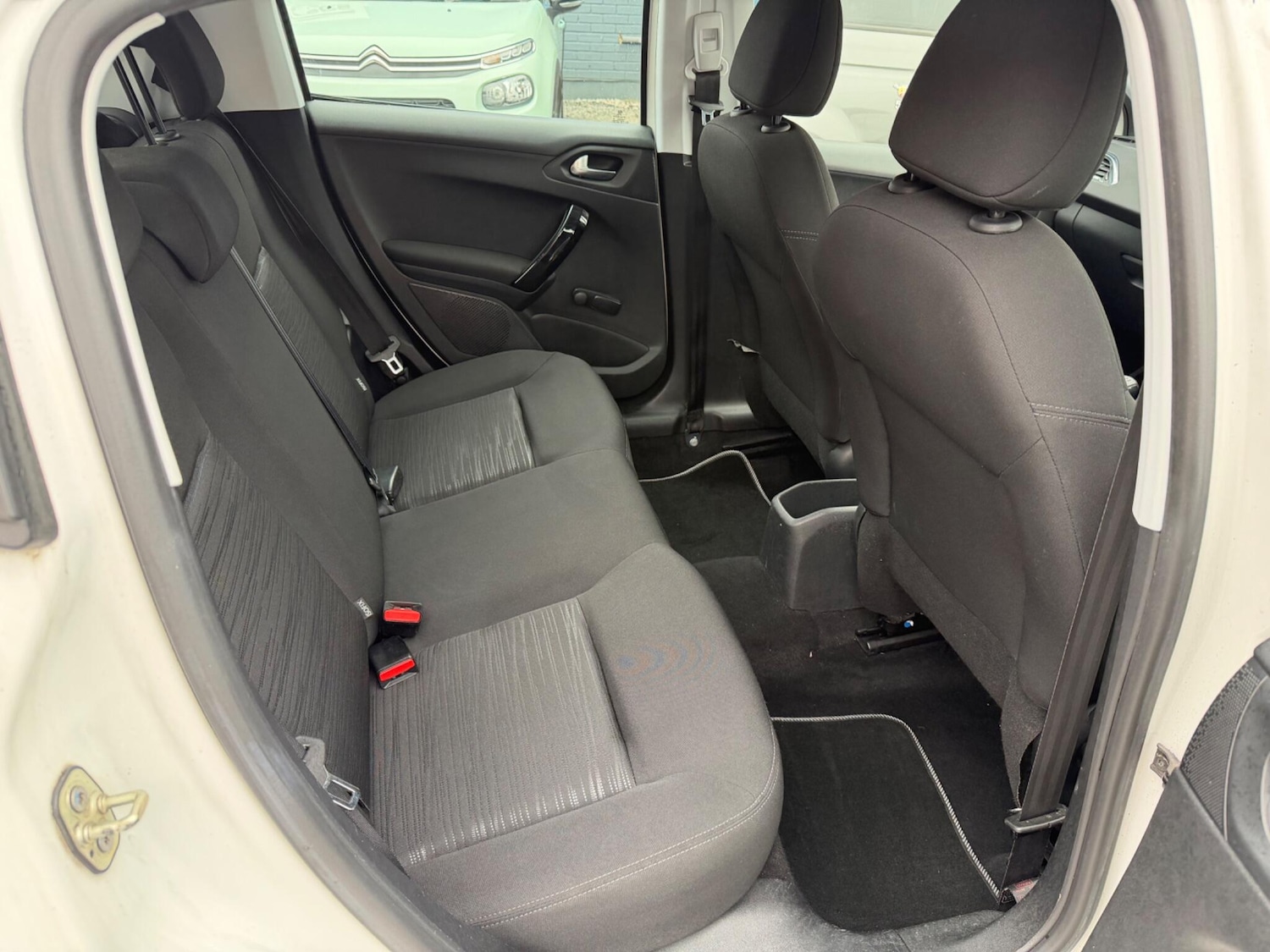 Used Peugeot 208 for sale - 77793863: Photo 21