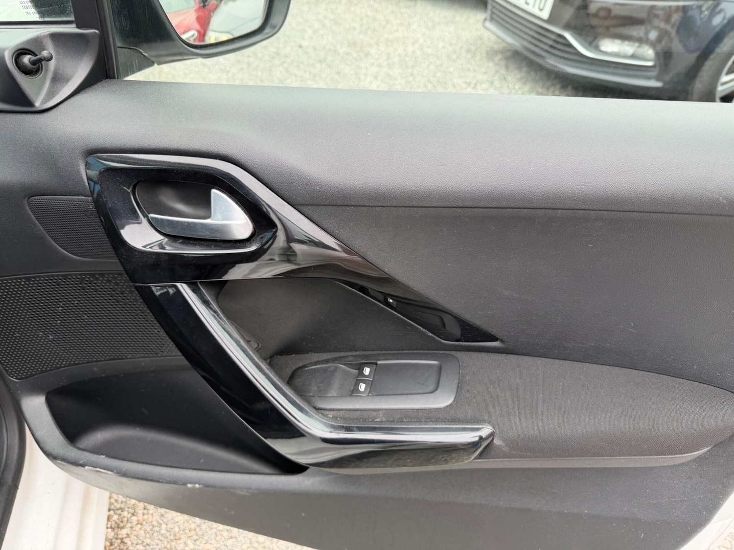 Used Peugeot 208 for sale - 77793863: Photo 25