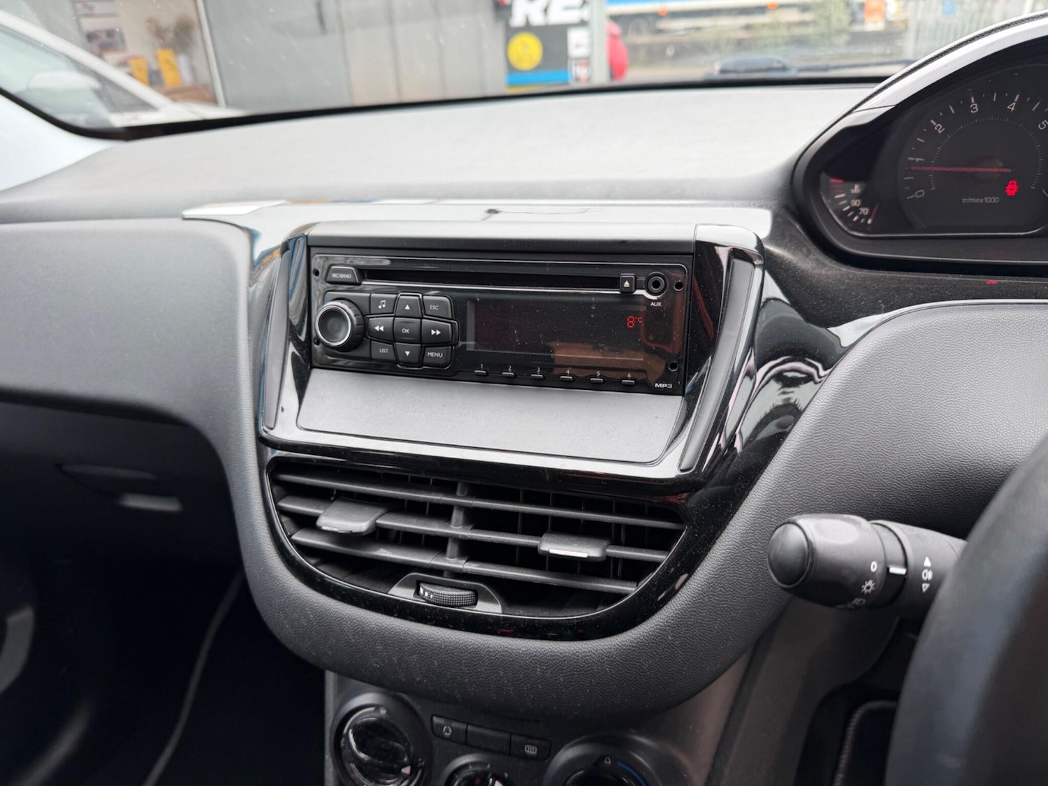 Used Peugeot 208 for sale - 77793863: Photo 40