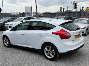 Used Ford Focus 2014 for sale - 79026132: Photo
