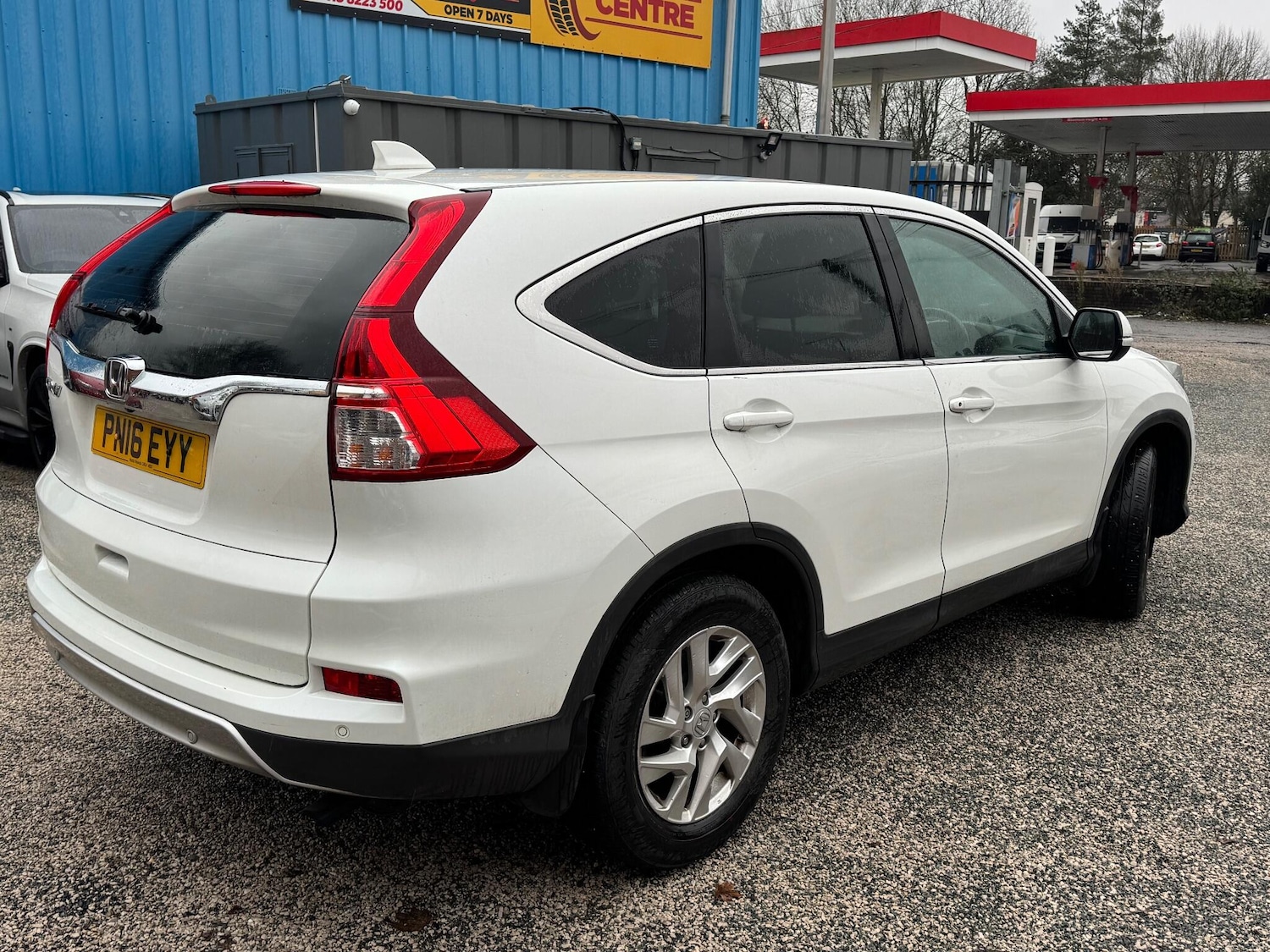 Used Honda CR-V 2016 for sale - 76926689: Photo 2