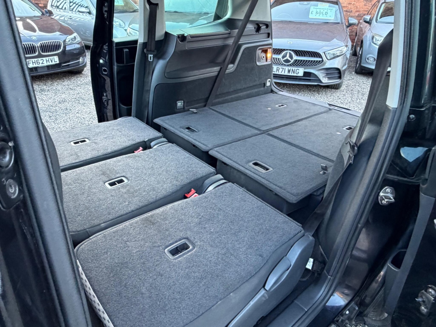 Used Volkswagen Sharan for sale - 77704776: Photo 47