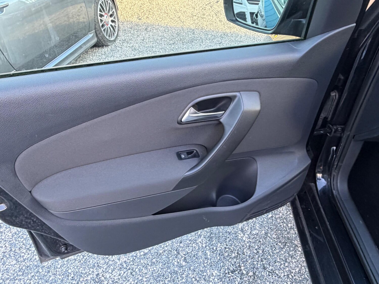 Used Volkswagen Polo 2012 for sale - 77723853: Photo 21