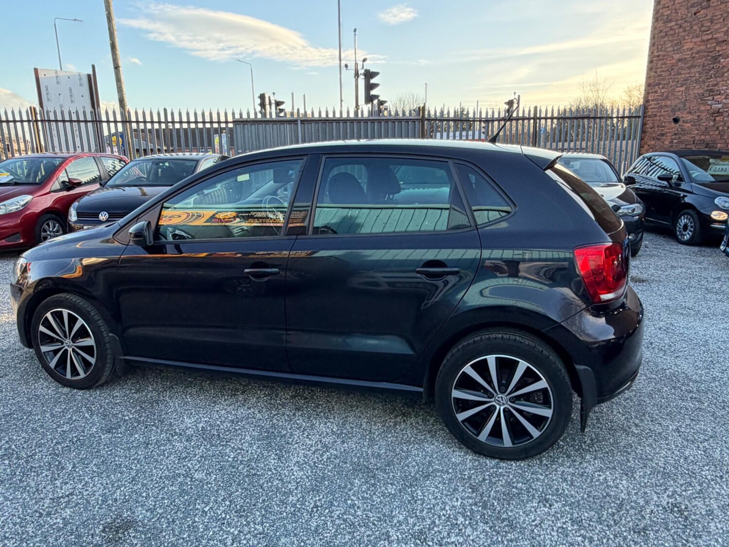 Used Volkswagen Polo 2012 for sale - 77723853: Photo 6