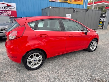 Used Ford Fiesta 2016 for sale - 76786932: Photo