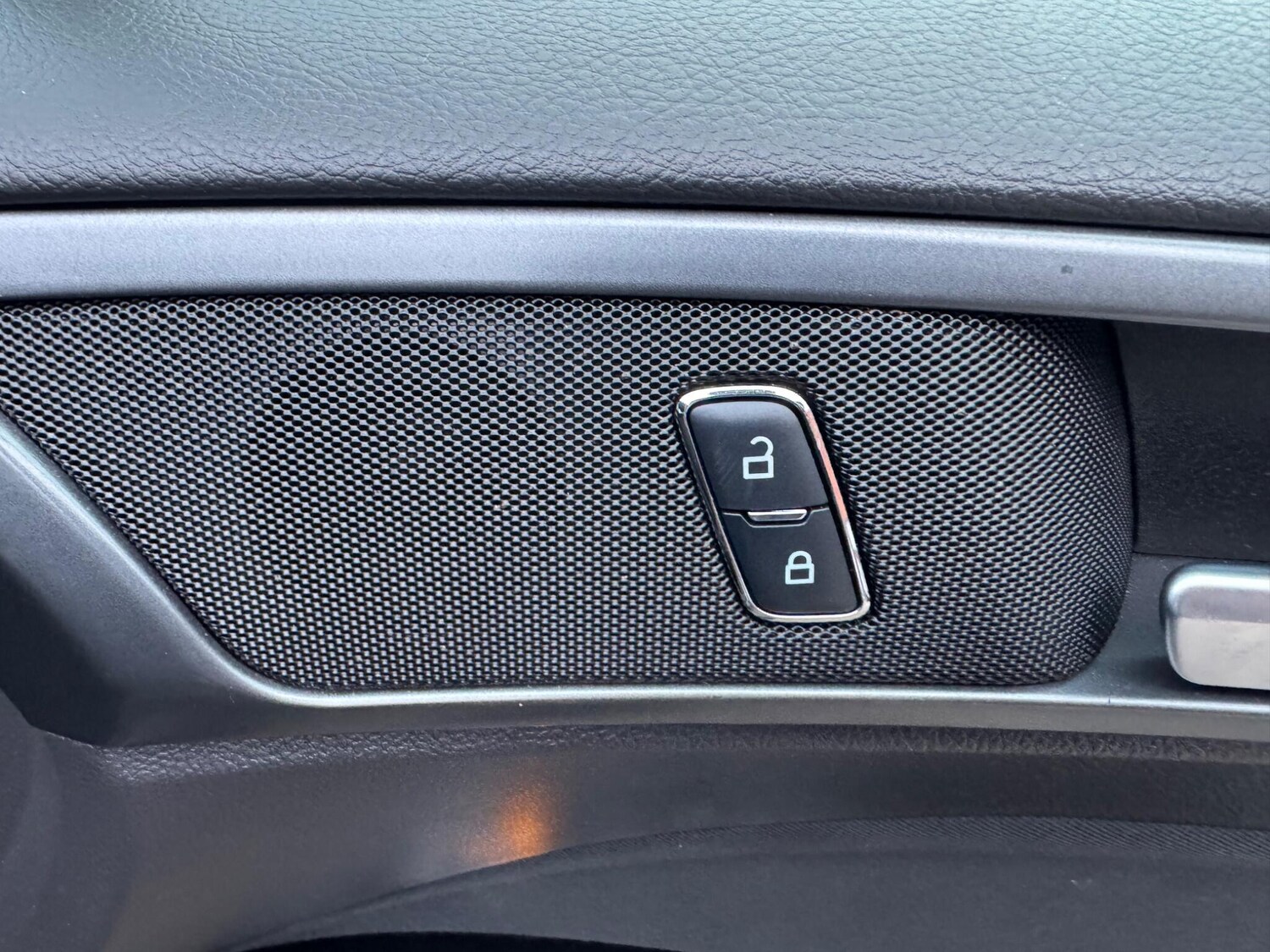 Used Ford Mondeo 2018 for sale - 77478666: Photo 33