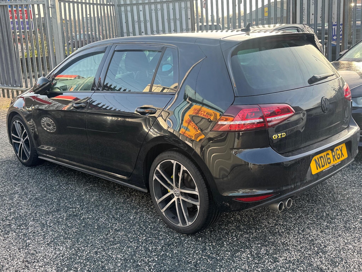 Used Volkswagen Golf 2016 for sale - 76935849: Photo 2