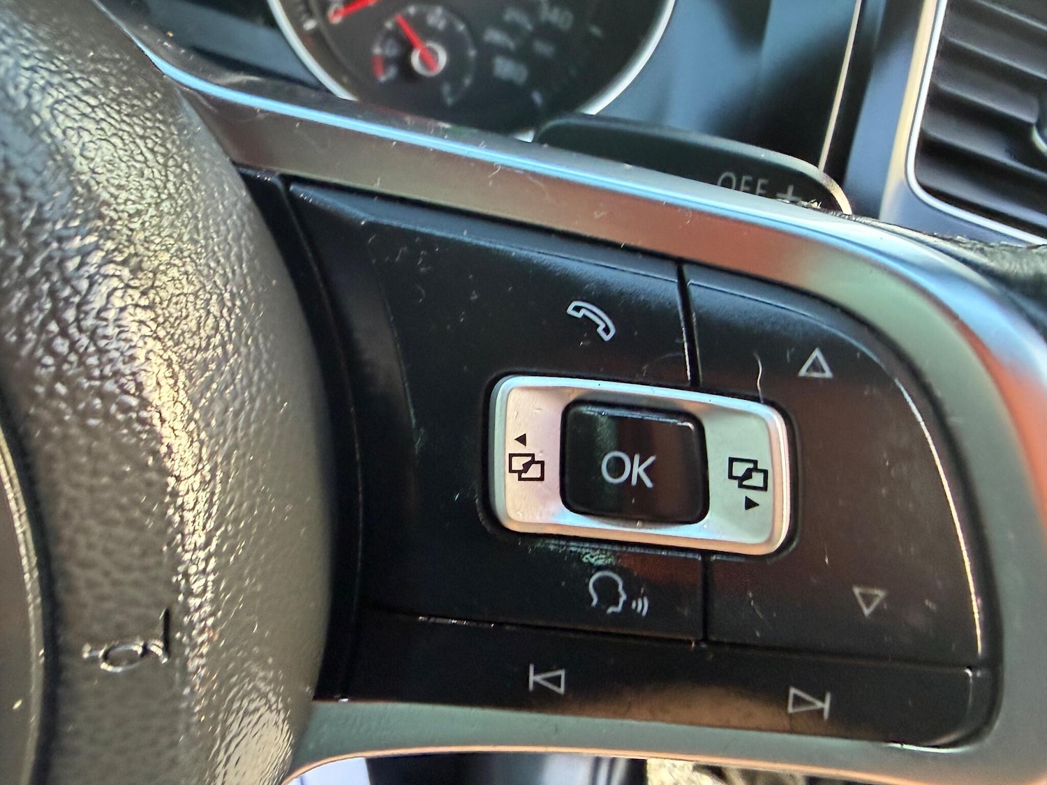 Used Volkswagen Golf 2016 for sale - 76935849: Photo 31