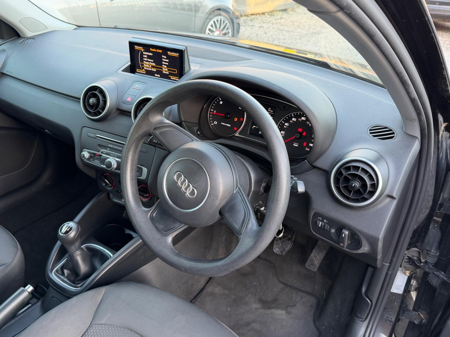 Used Audi A1 2015 for sale - 77658673: Photo 16