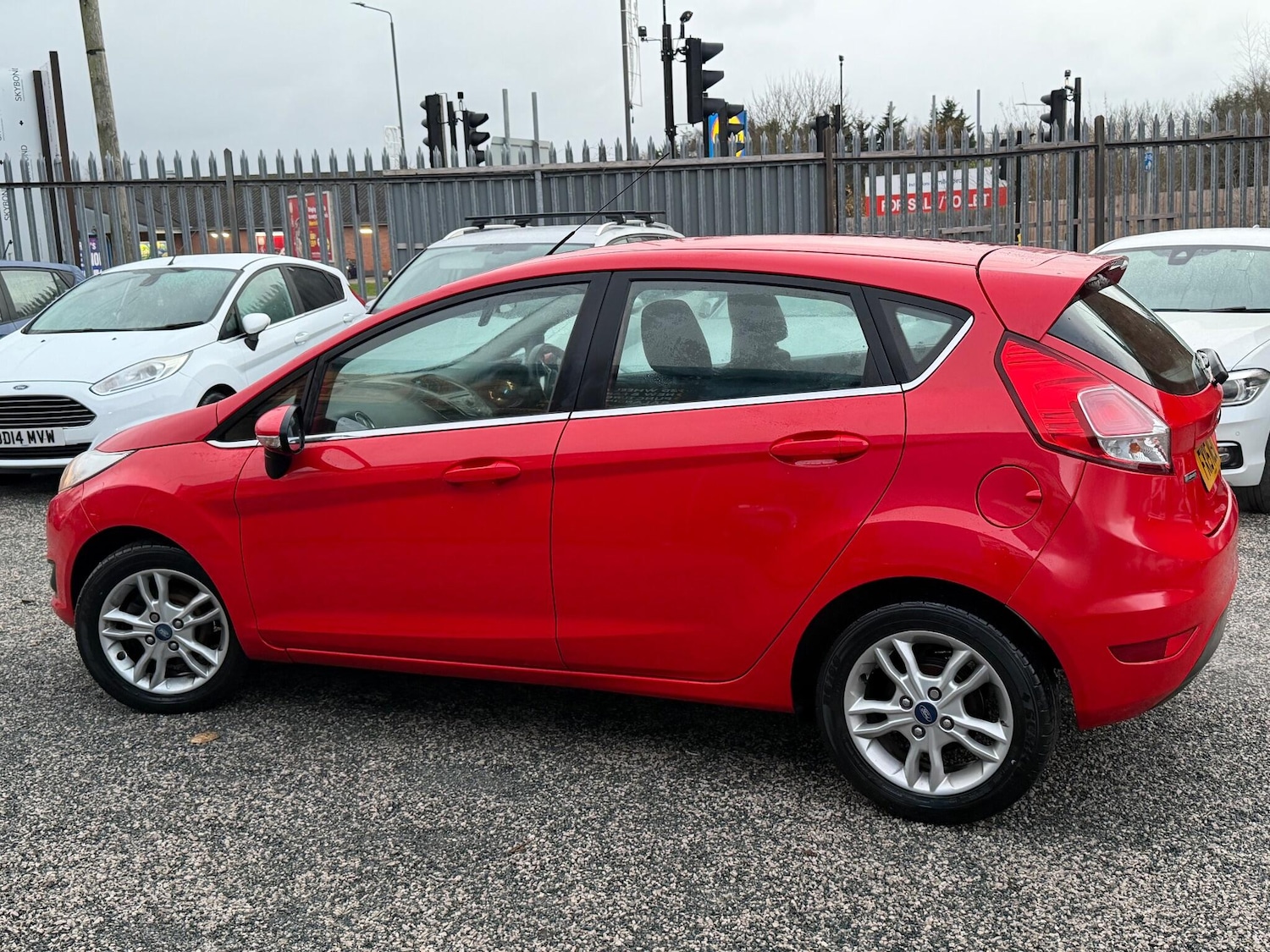 Used Ford Fiesta 2015 for sale - 77057215: Photo 15