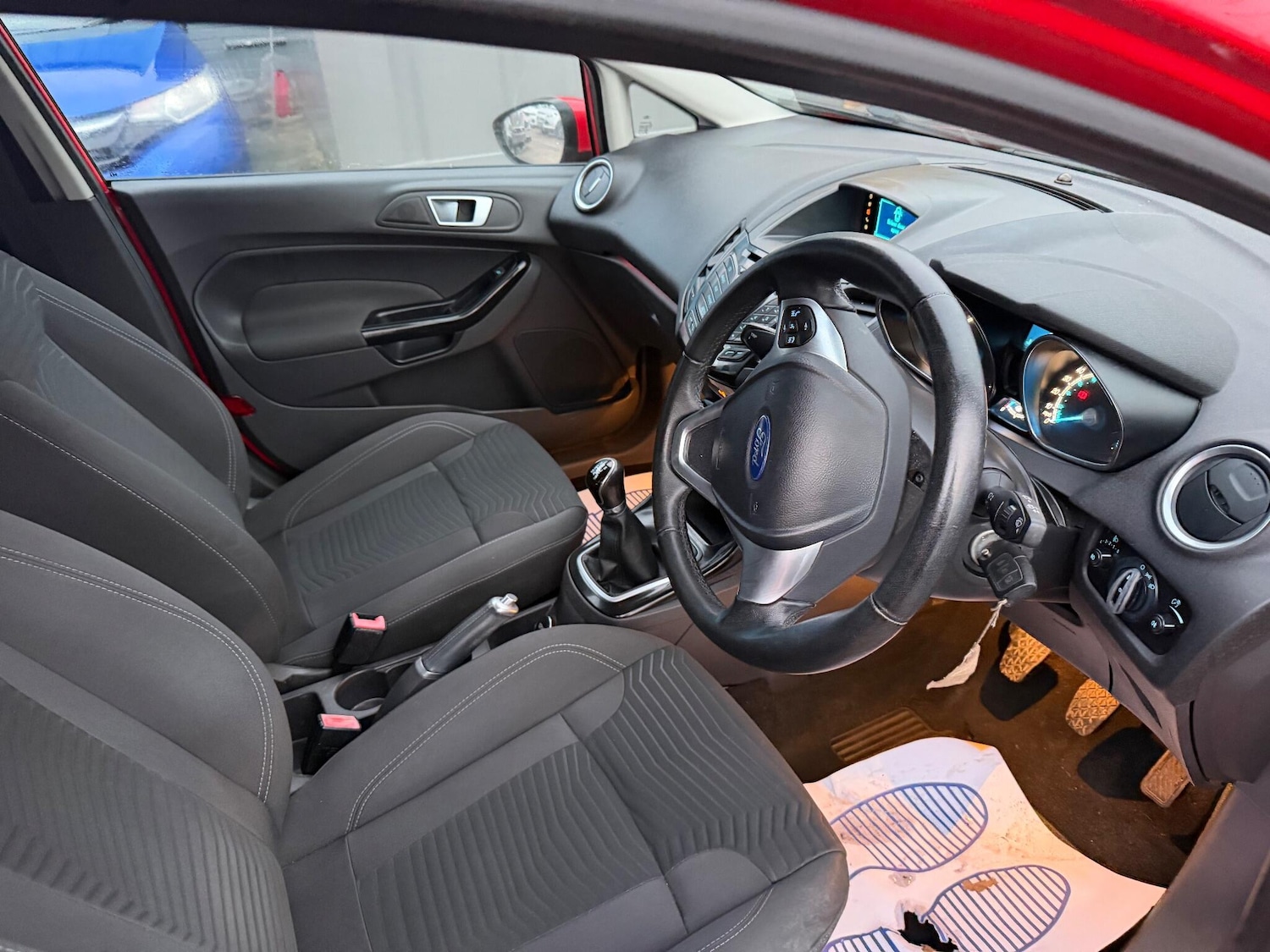 Used Ford Fiesta 2015 for sale - 77057215: Photo 24