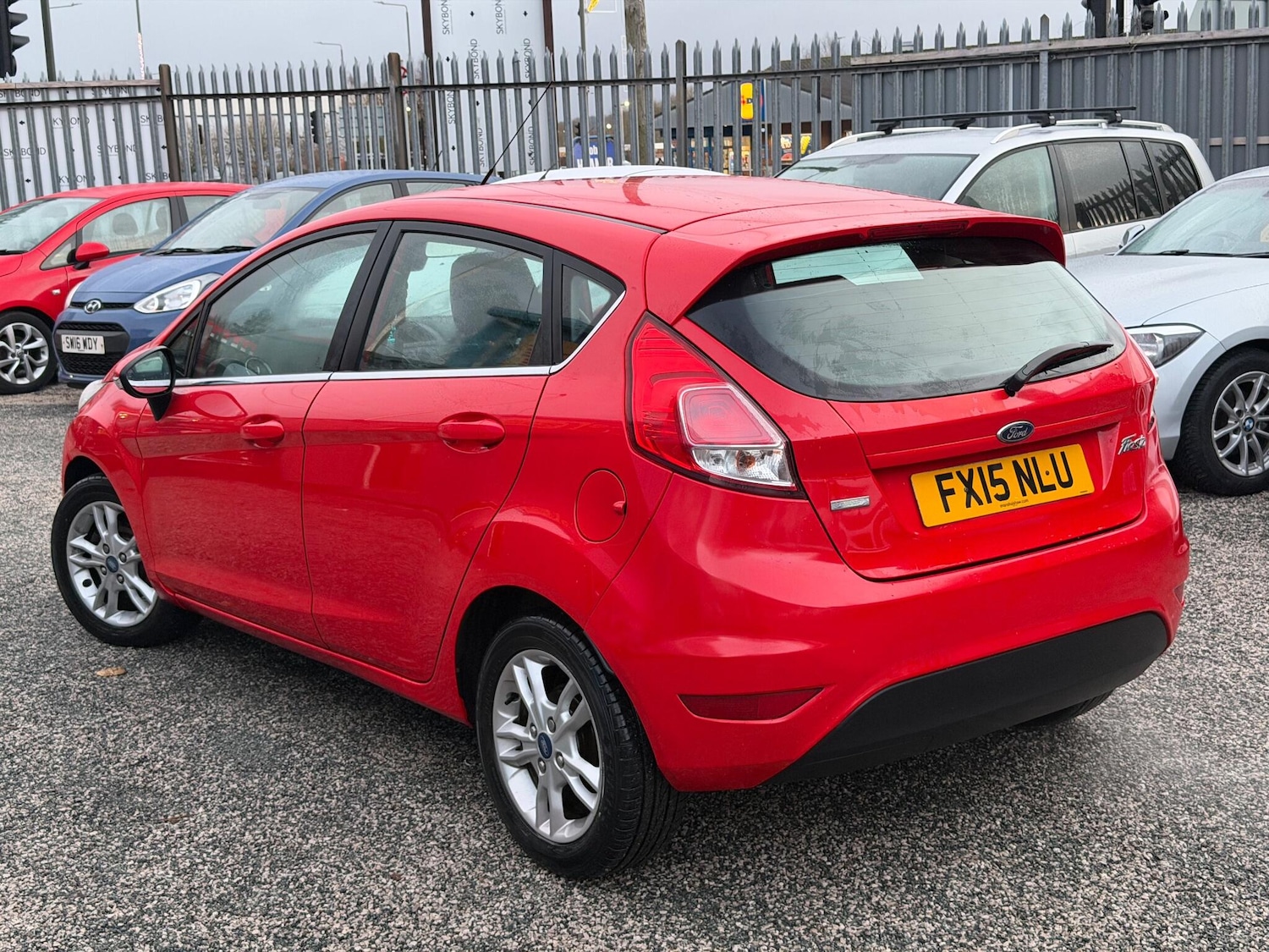 Used Ford Fiesta 2015 for sale - 77057215: Photo 4