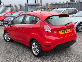 Used Ford Fiesta 2015 for sale - 77057215: Photo