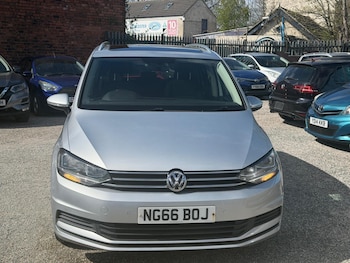 Used Volkswagen Touran 2017 for sale - 78215097: Photo