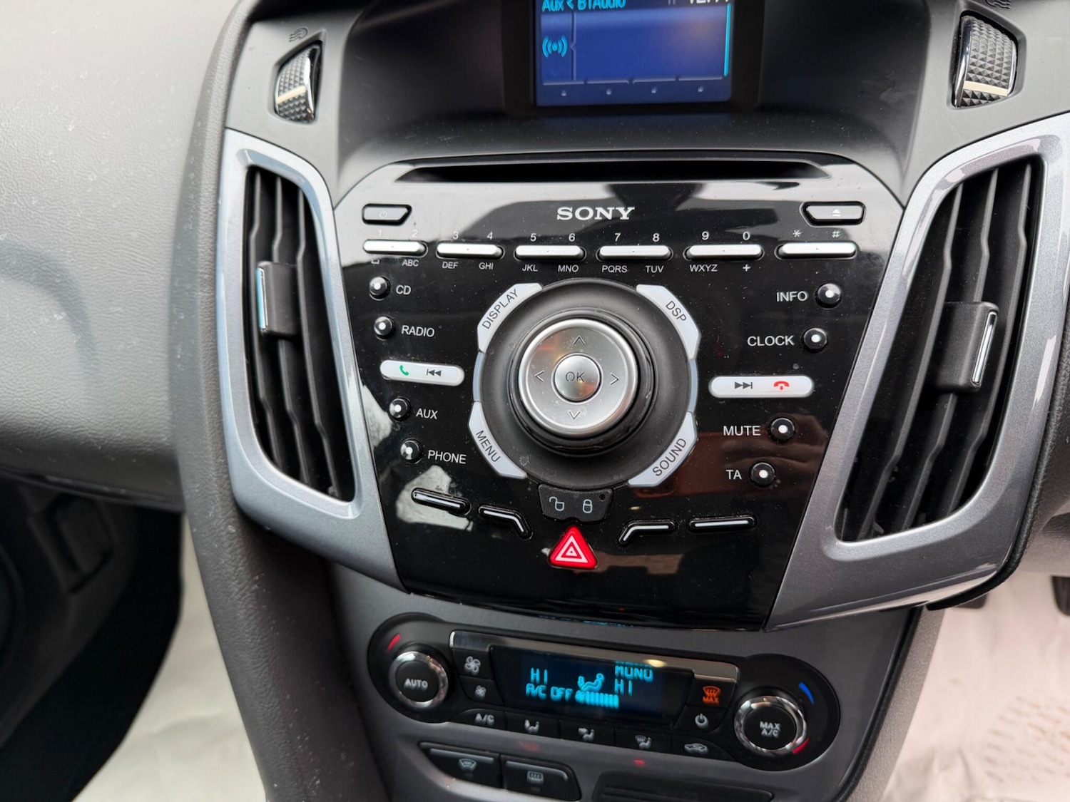 Used Ford Focus 2011 for sale - 78006947: Photo 31