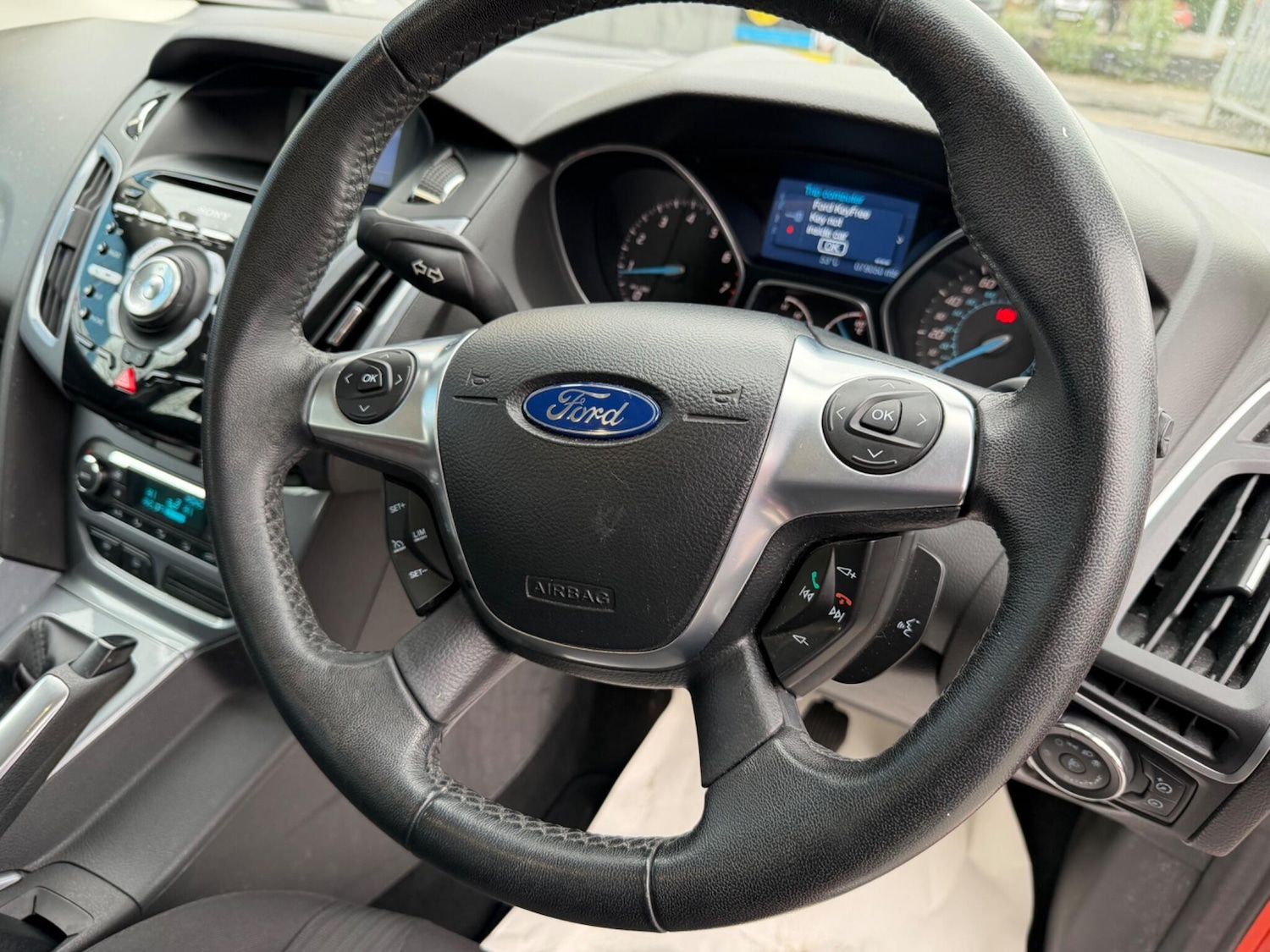 Used Ford Focus 2011 for sale - 78006947: Photo 34