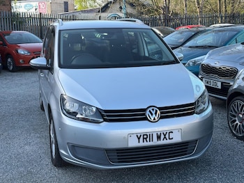Used Volkswagen Touran 2011 for sale - 78623297: Photo