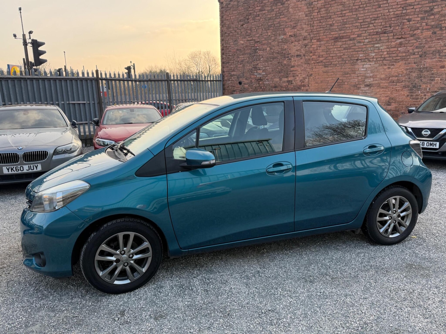 Used Toyota Yaris 2014 for sale - 77978465: Photo 19