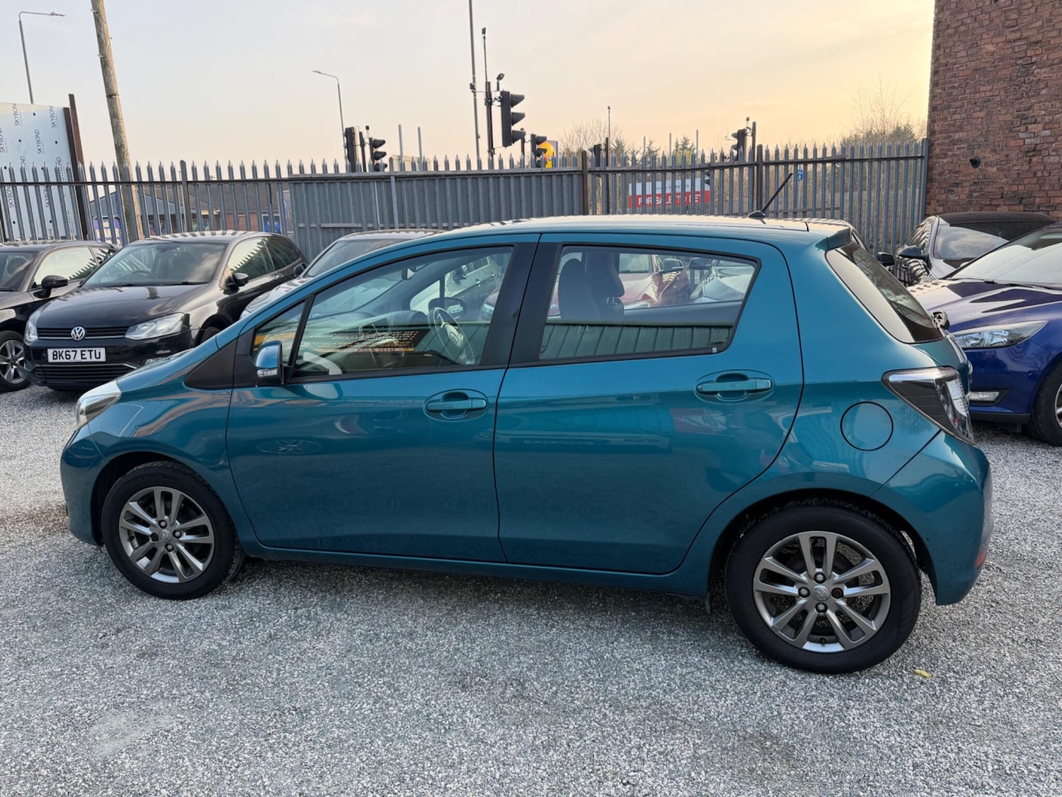 Used Toyota Yaris 2014 for sale - 77978465: Photo 20