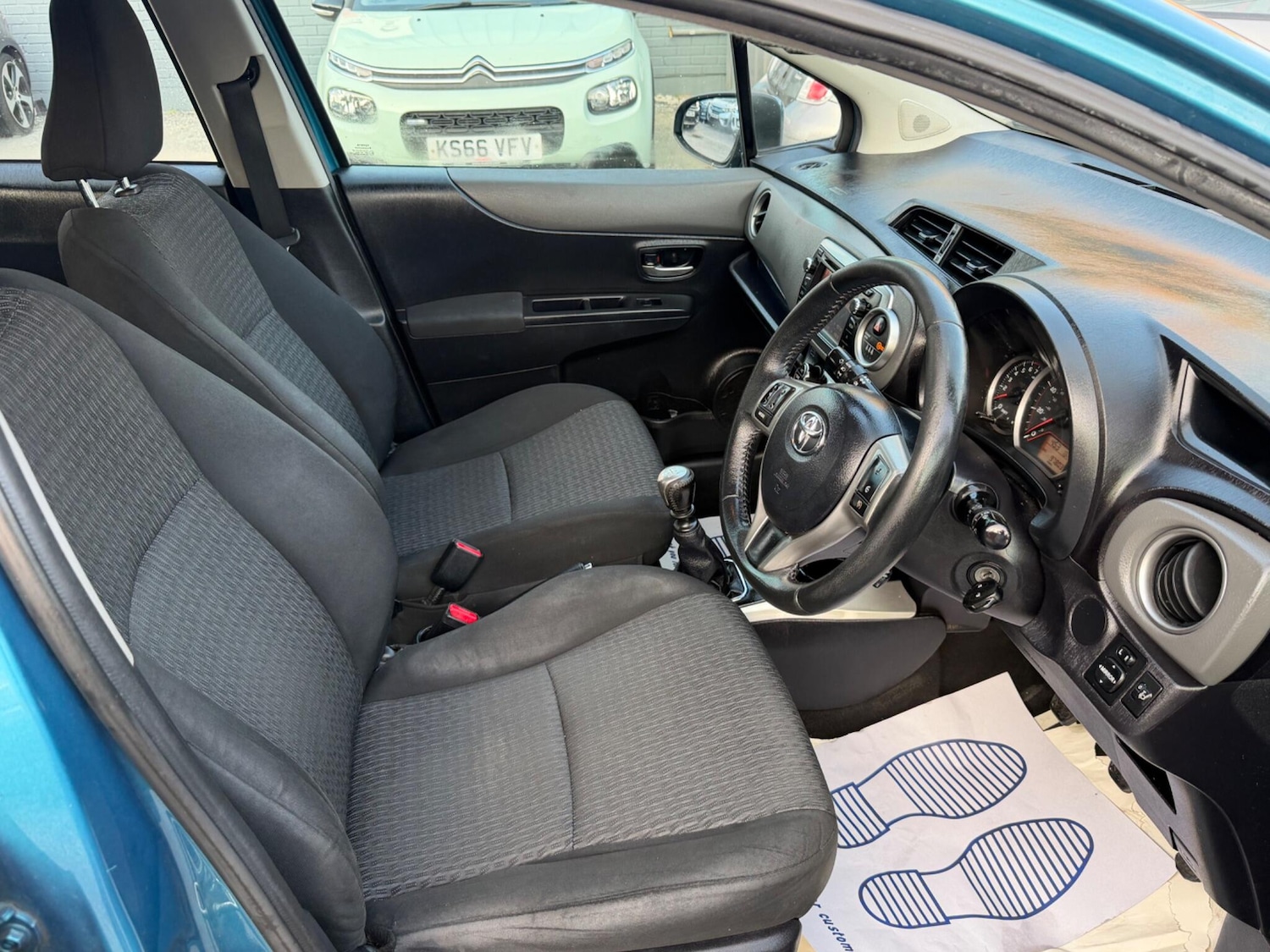 Used Toyota Yaris 2014 for sale - 77978465: Photo 31