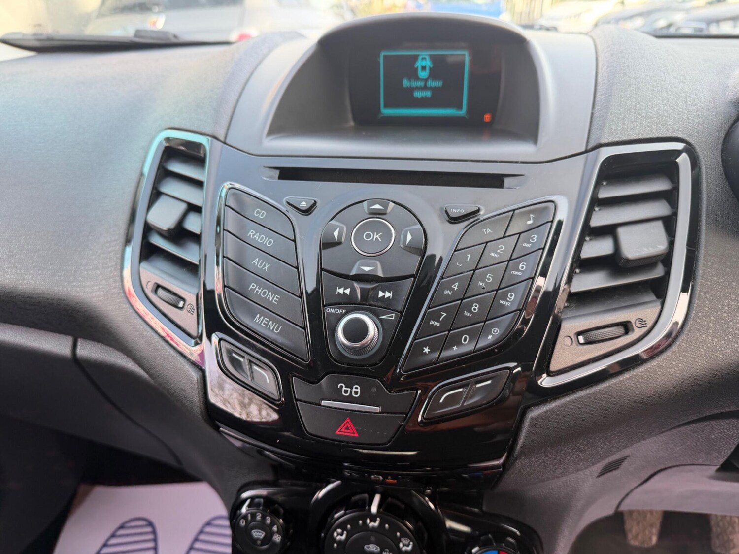 Used Ford Fiesta for sale - 78115768: Photo 32