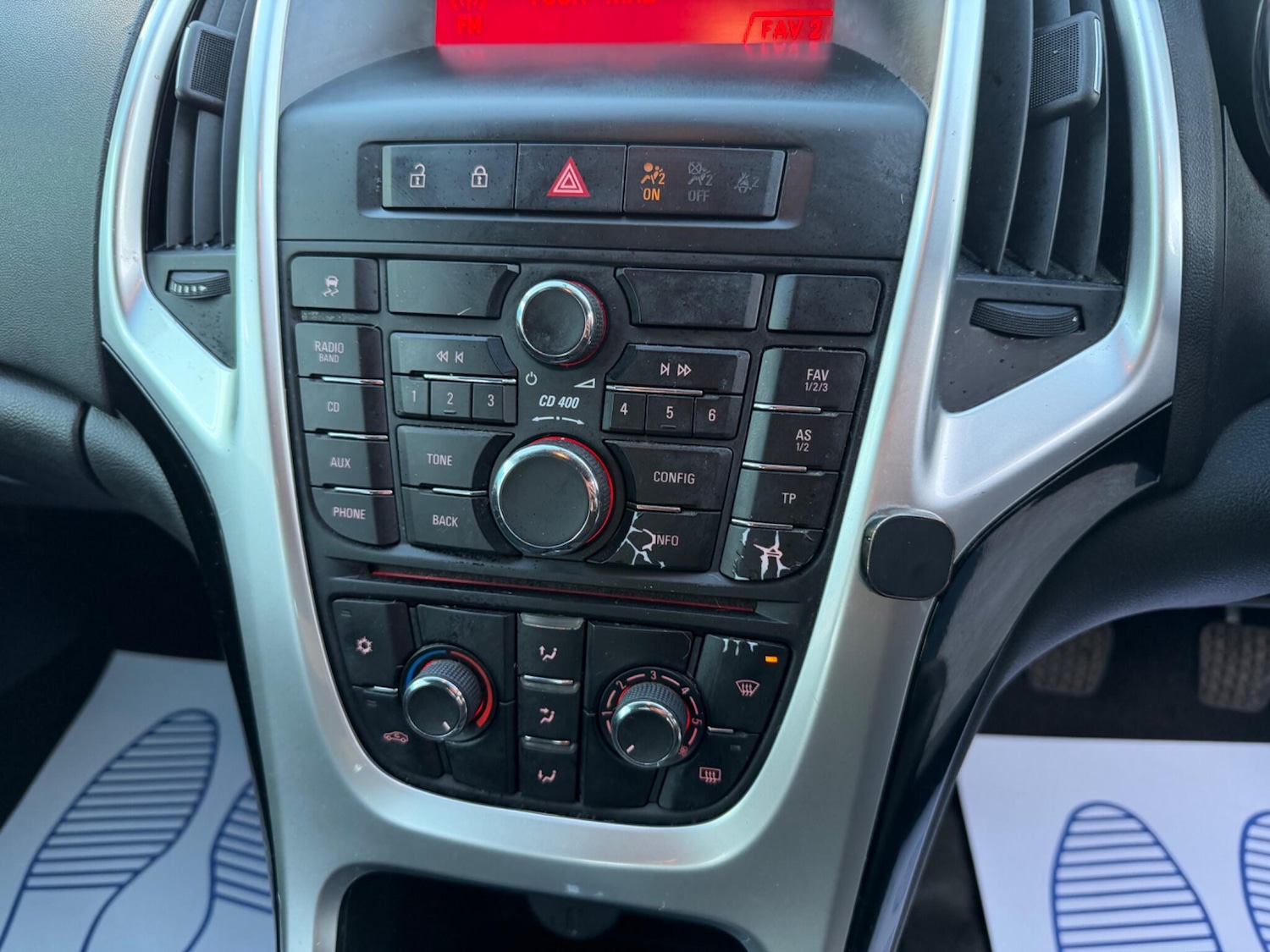 Used Vauxhall Astra 2011 for sale - 77982582: Photo 13