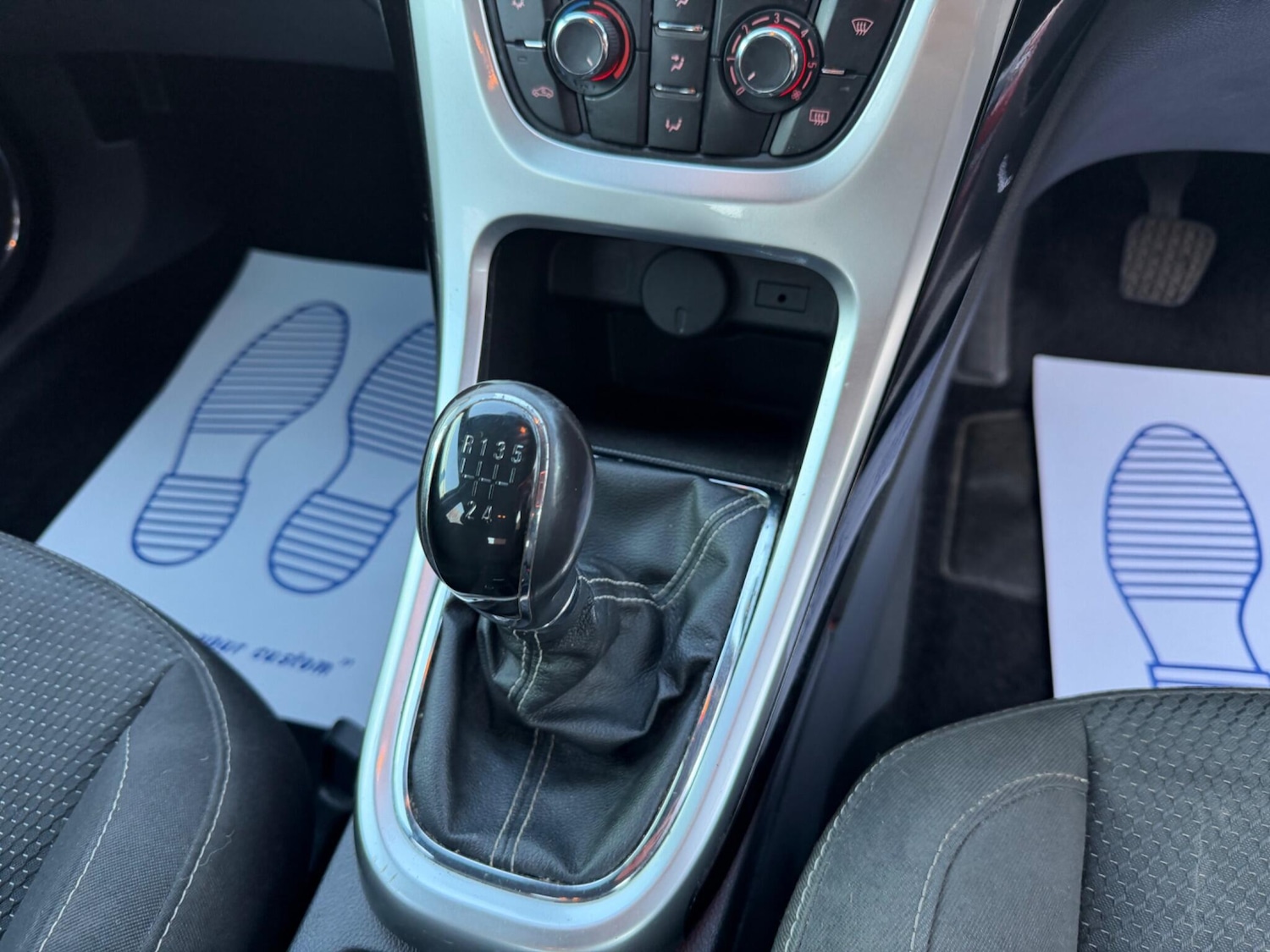 Used Vauxhall Astra 2011 for sale - 77982582: Photo 14