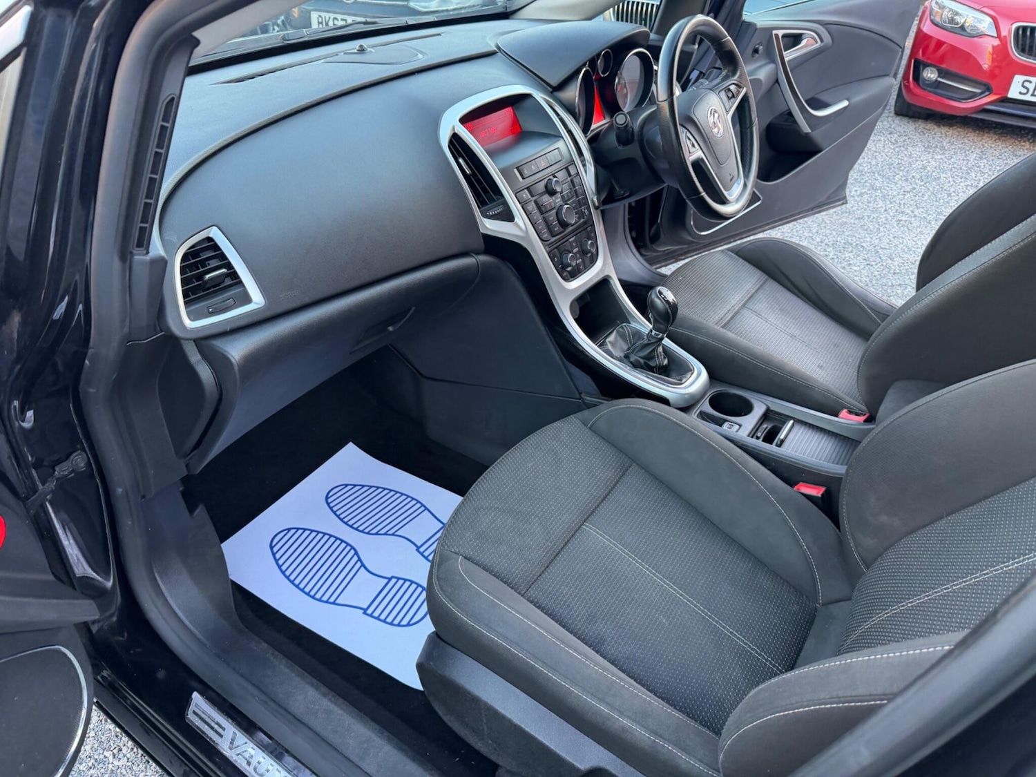 Used Vauxhall Astra 2011 for sale - 77982582: Photo 28