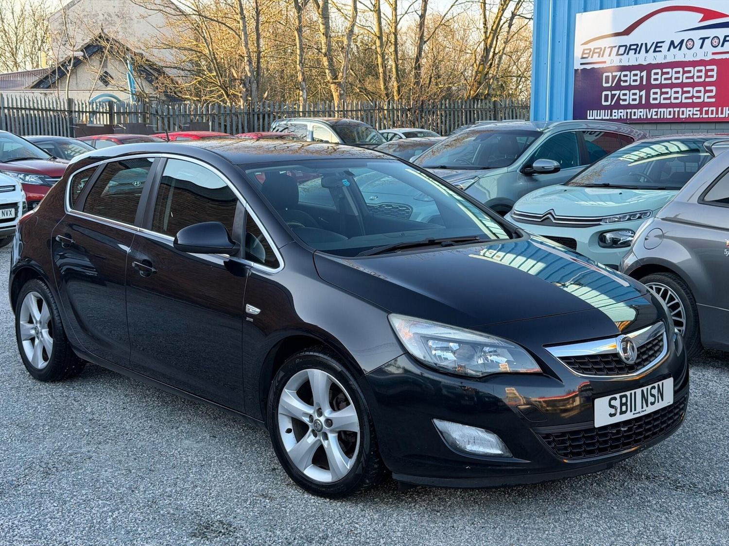 Used Vauxhall Astra 2011 for sale - 77982582: Photo 6