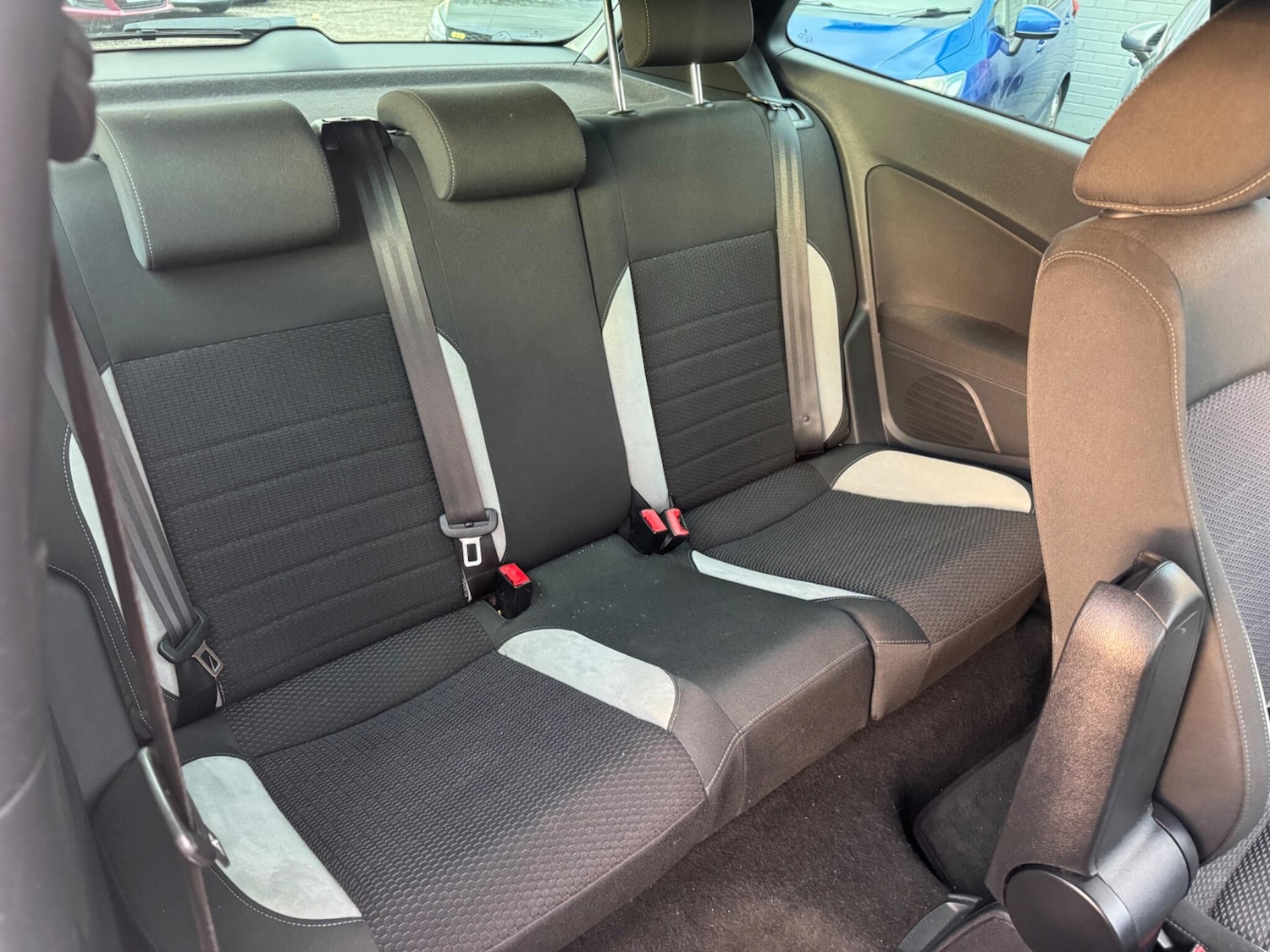 Used Volkswagen Polo 2012 for sale - 77238472: Photo 18