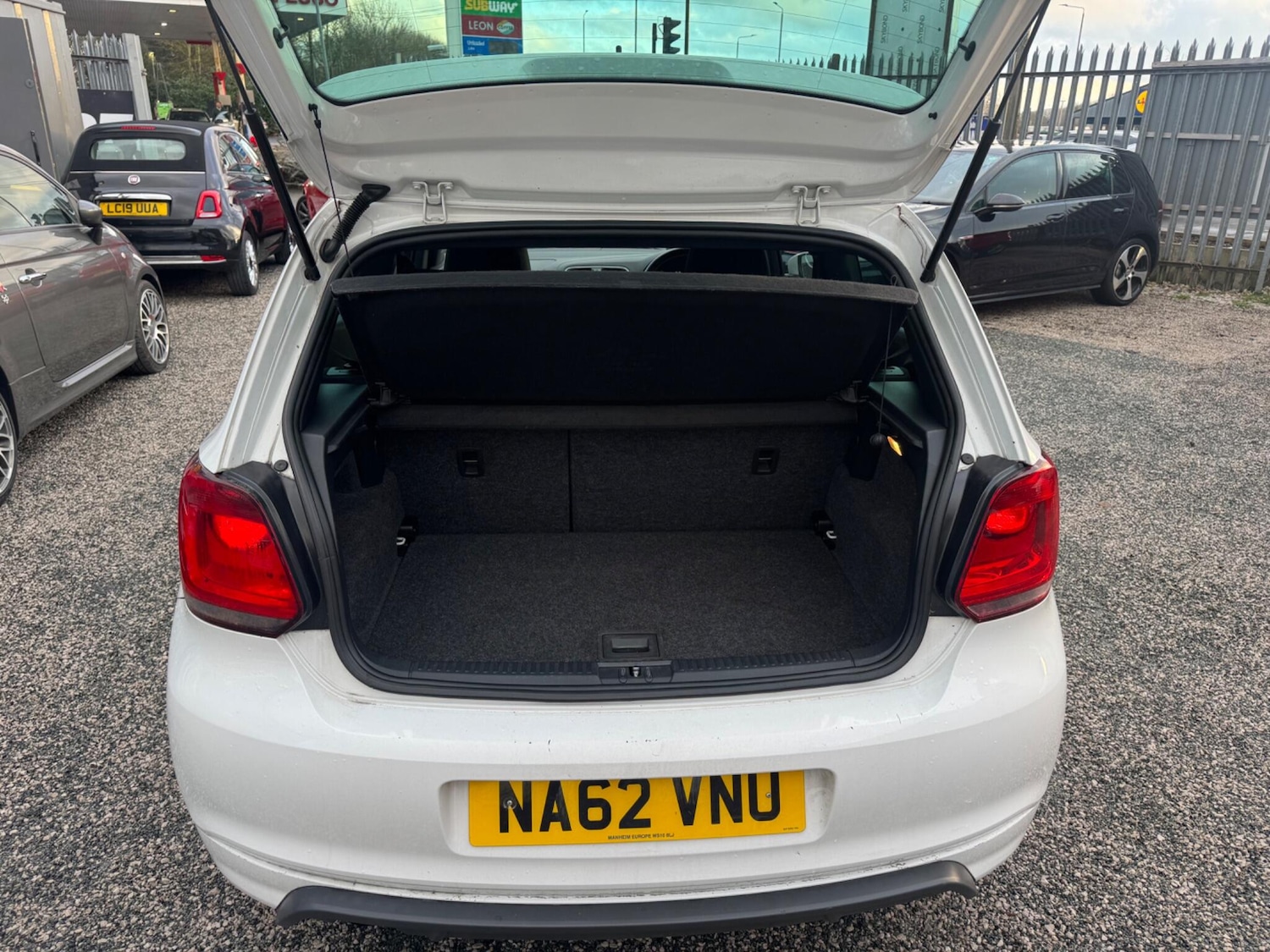 Used Volkswagen Polo 2012 for sale - 77238472: Photo 27