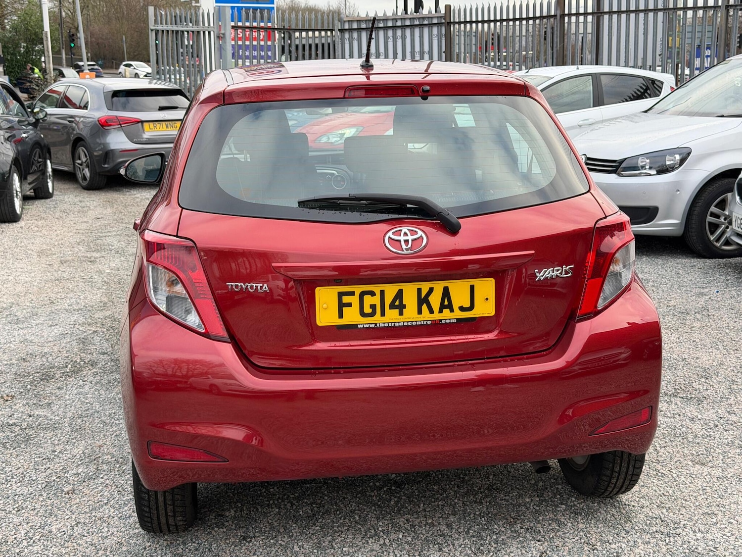 Used Toyota Yaris 2014 for sale - 77074264: Photo 15