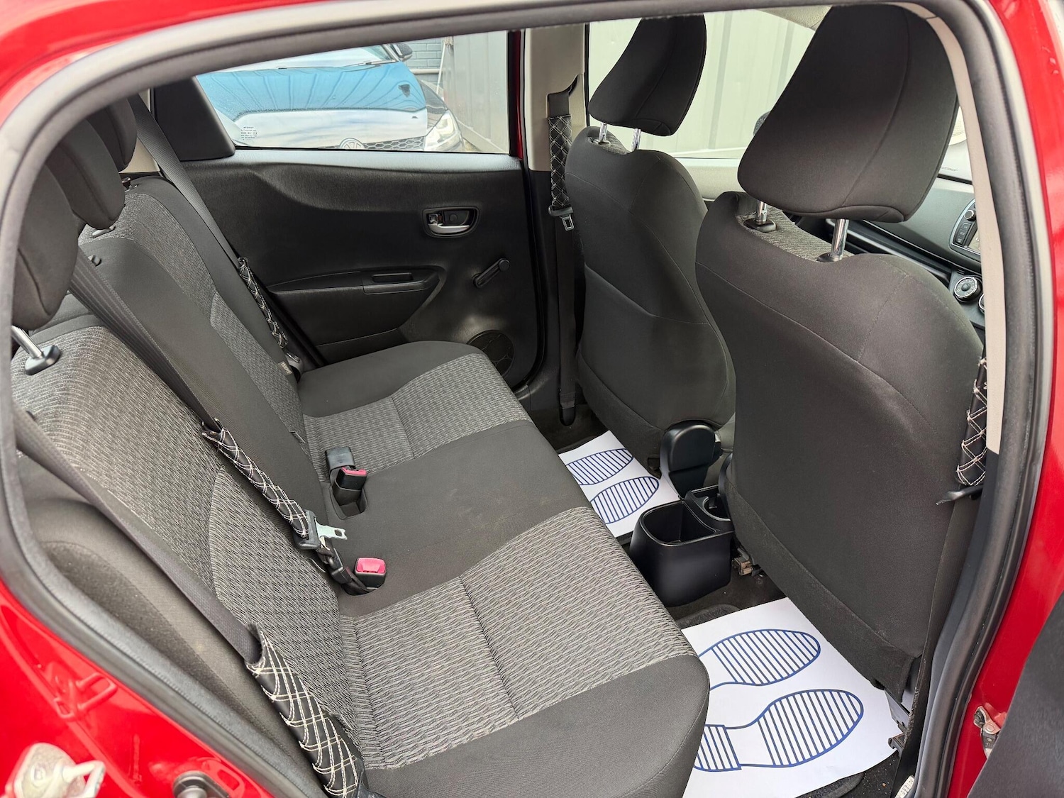 Used Toyota Yaris 2014 for sale - 77074264: Photo 24